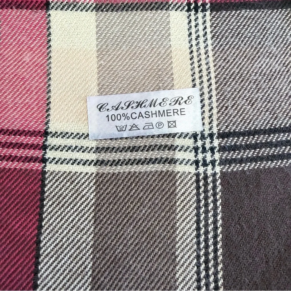 Cashmere scarf burgundy black and tan